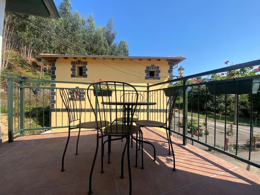 Casa En Montealegre Reformada Y Acogedora Sámano Exteriér fotografie